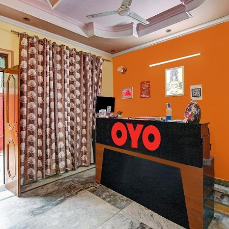 Oyo Galaxy Plaza Hotel Ghaziabad Exterior foto